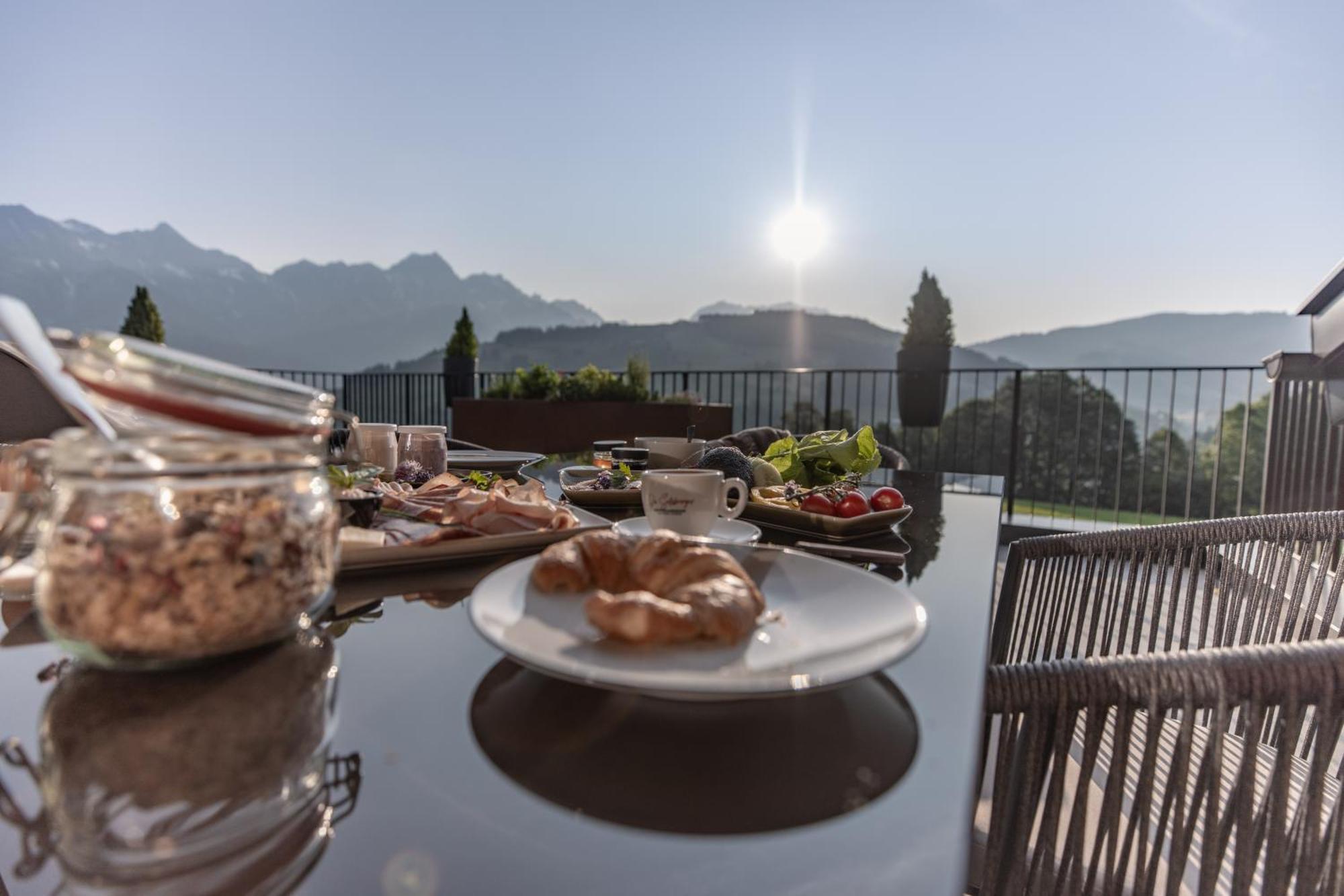 Biohof Ebengut Aparthotel Maria Alm am Steinernen Meer Exterior photo