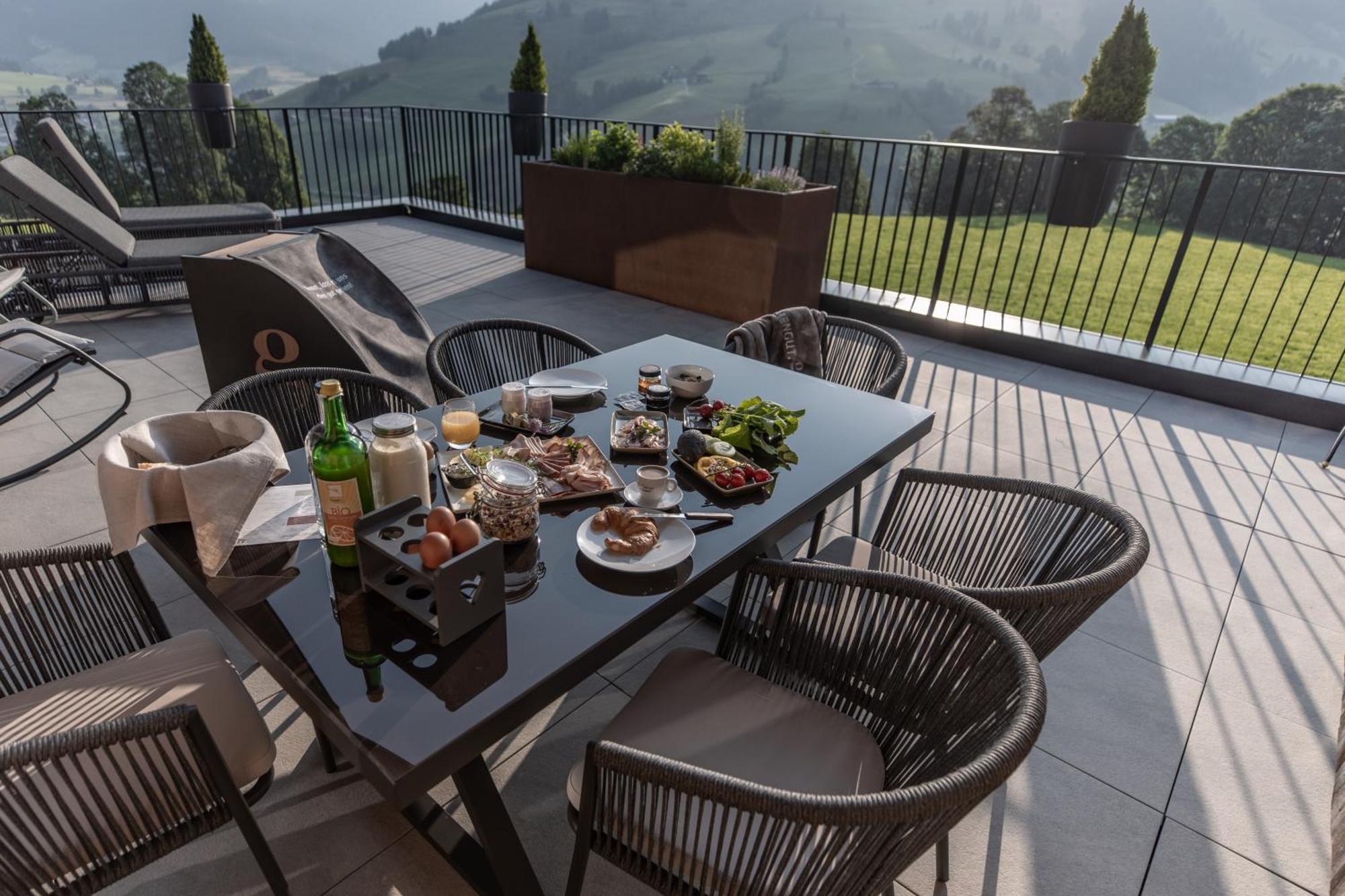 Biohof Ebengut Aparthotel Maria Alm am Steinernen Meer Exterior photo