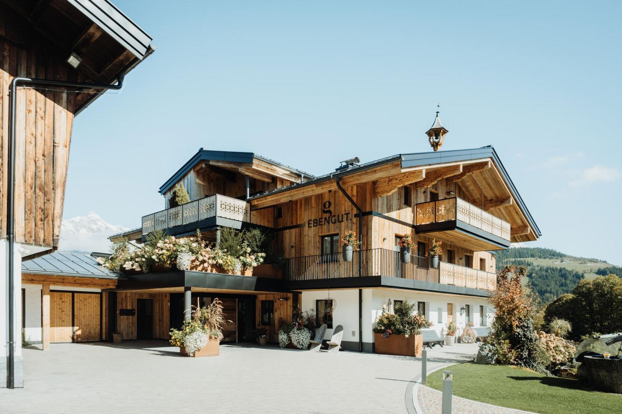 Biohof Ebengut Aparthotel Maria Alm am Steinernen Meer Exterior photo