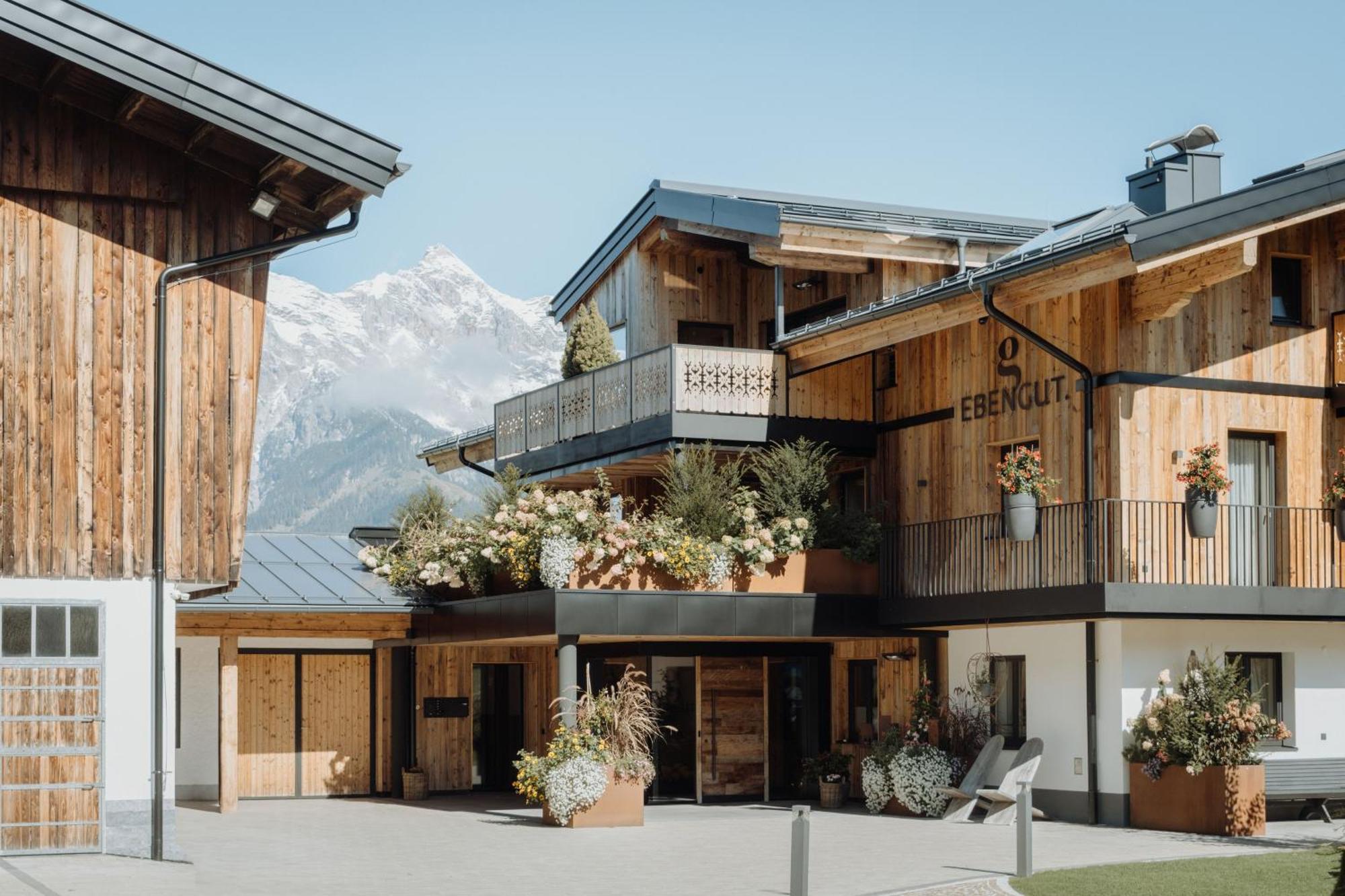 Biohof Ebengut Aparthotel Maria Alm am Steinernen Meer Exterior photo